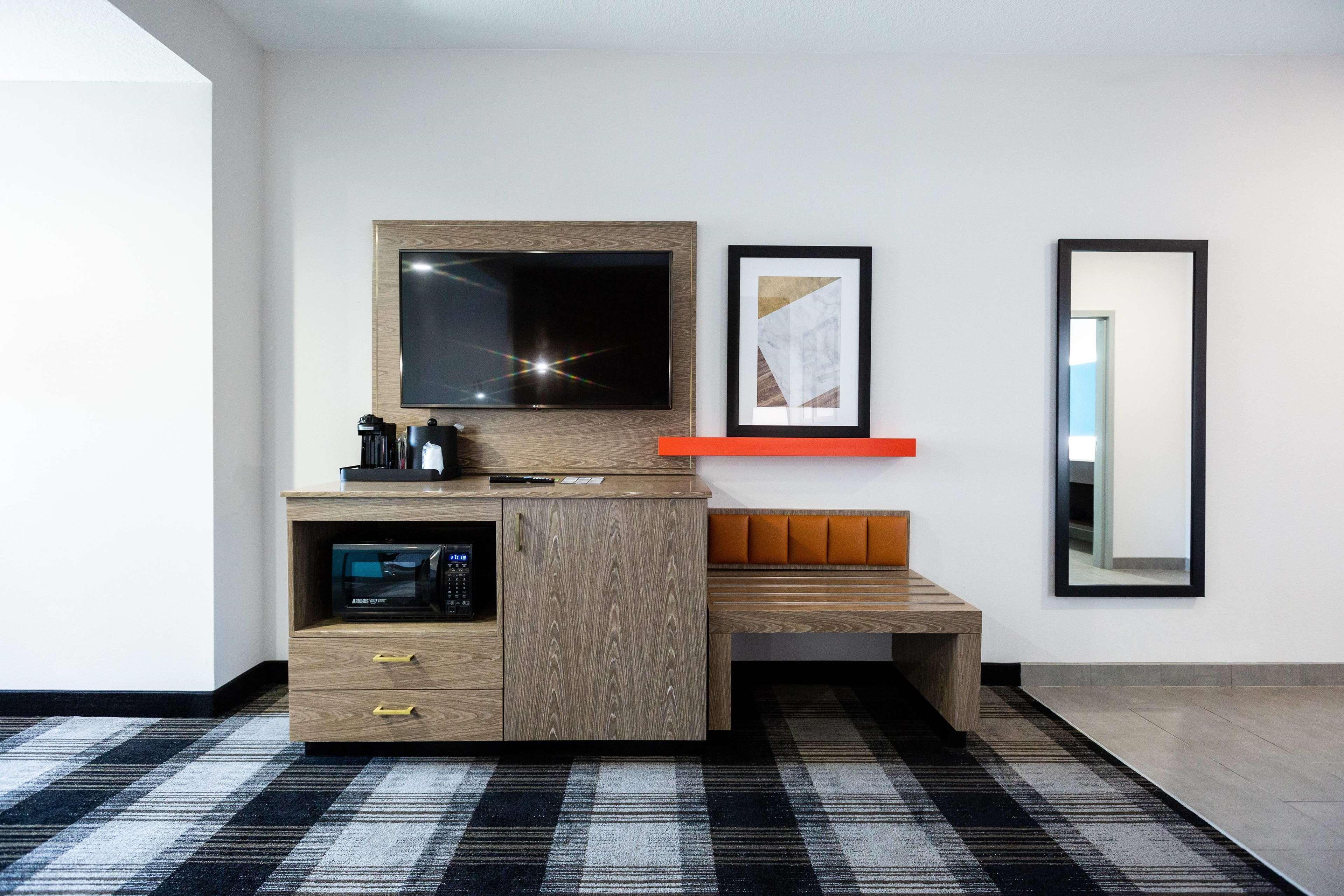 La Quinta By Wyndham Oklahoma City Airport Bagian luar foto