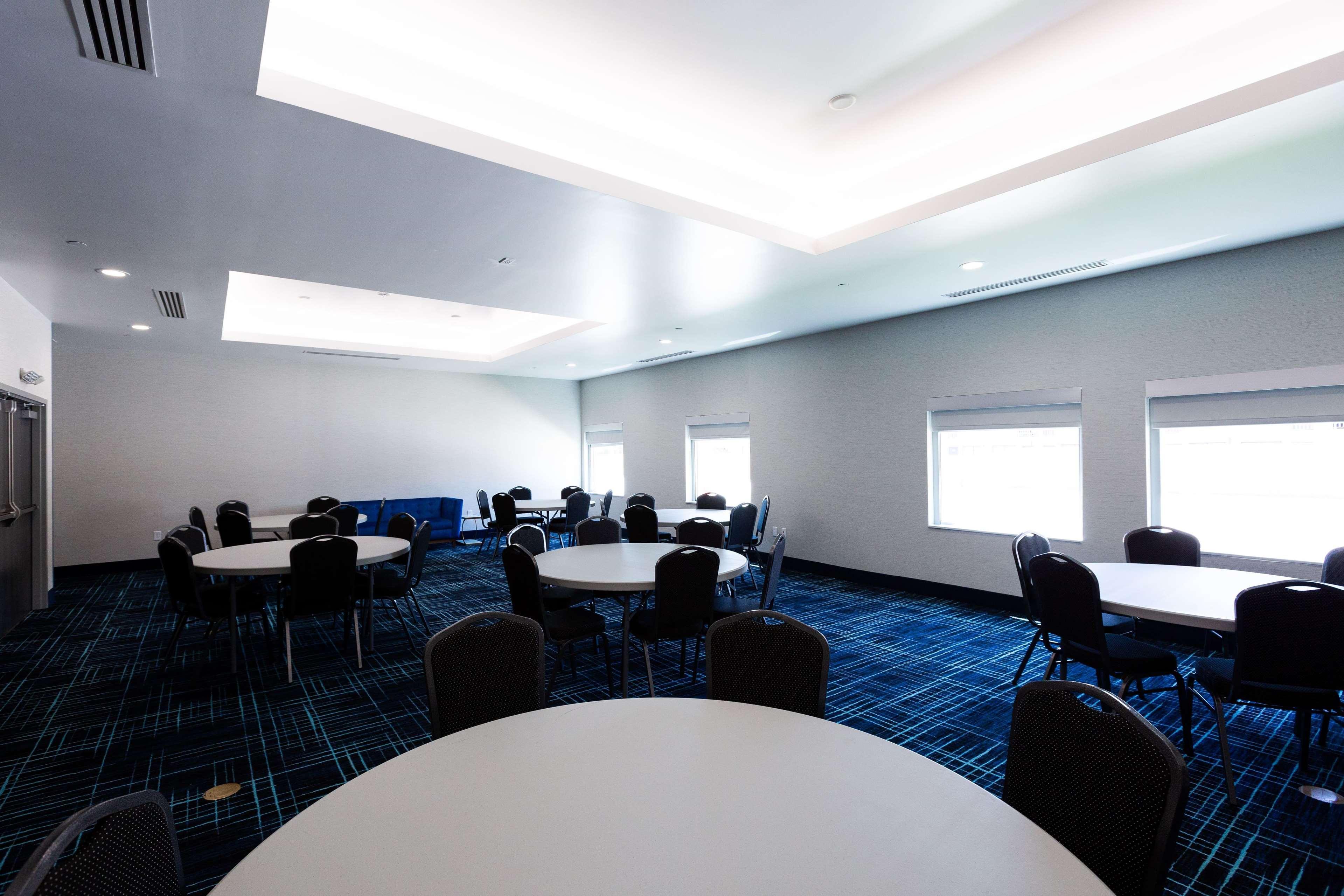 La Quinta By Wyndham Oklahoma City Airport Bagian luar foto