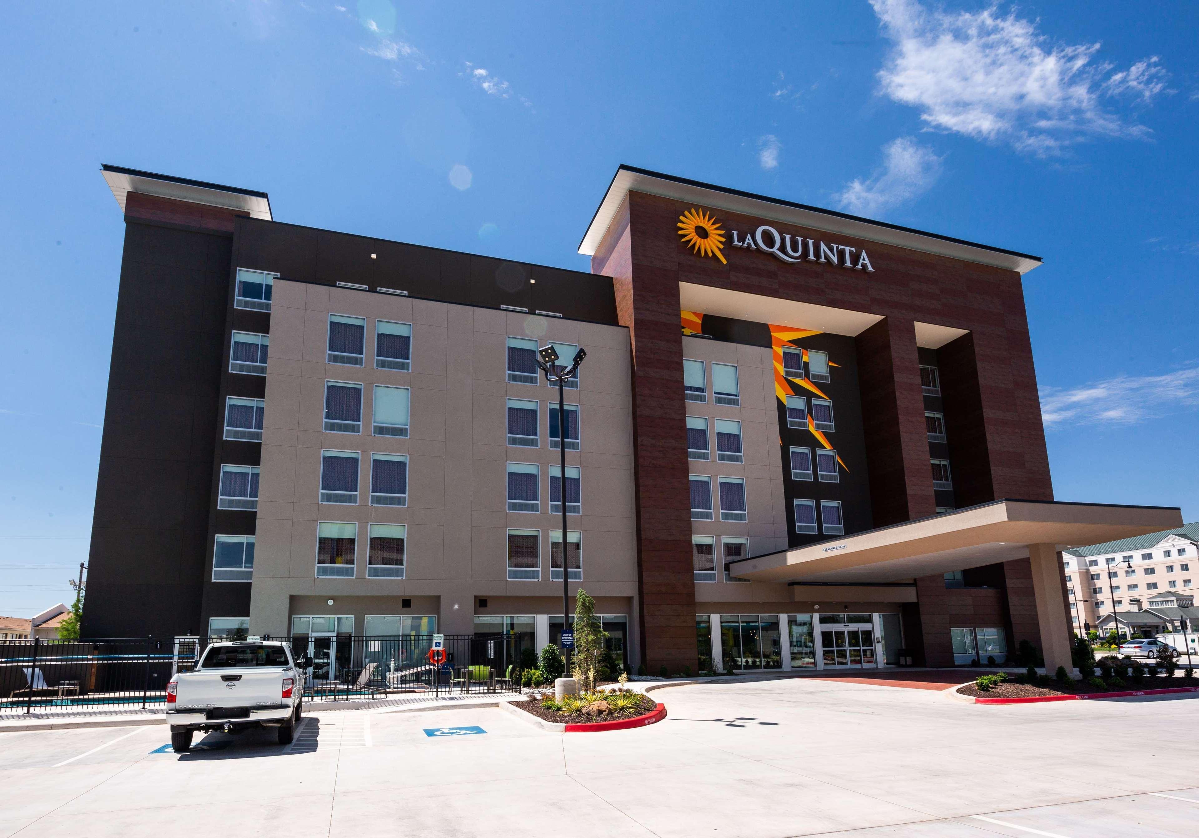 La Quinta By Wyndham Oklahoma City Airport Bagian luar foto