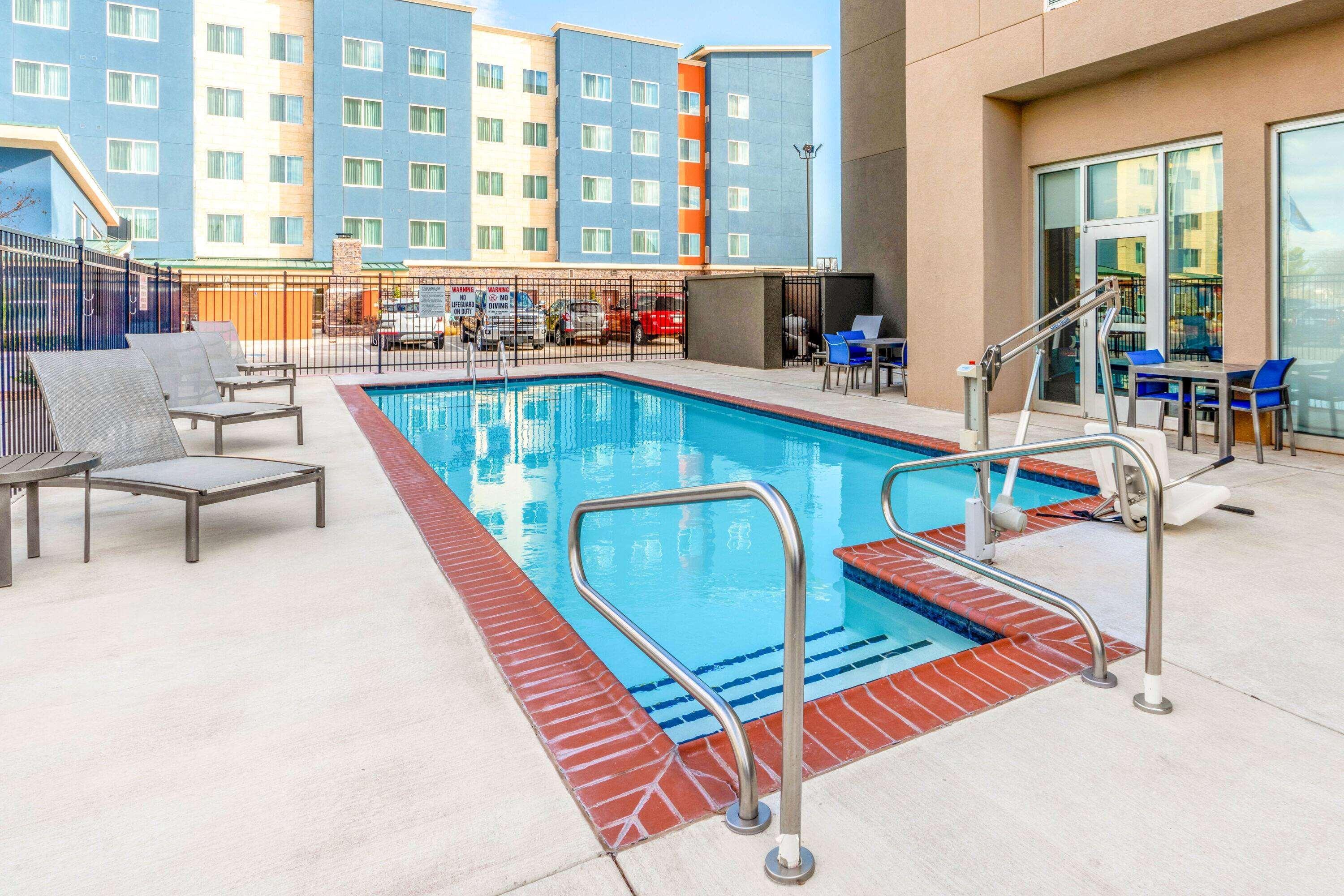 La Quinta By Wyndham Oklahoma City Airport Bagian luar foto